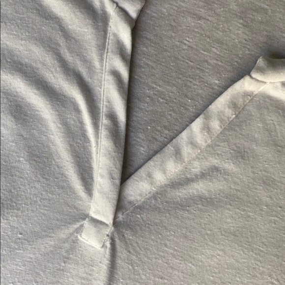 VS long sleeve white tee - Picture 2 of 3